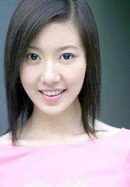 大嫂|她是靳东最美师妹,37岁靠《都挺好》走红,出道20年零绯闻