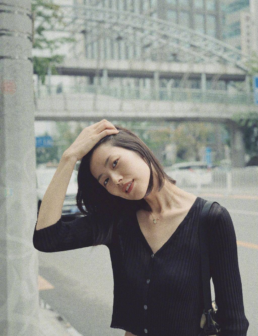 手表|32岁刘雯七夕逛街也太节约，戴鸭舌帽，看到4万4手表我闭嘴了