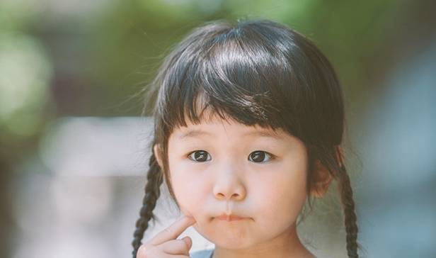 家长|幼儿园开学在即，家里再穷也别给孩子穿以下衣服，会被老师嫌弃