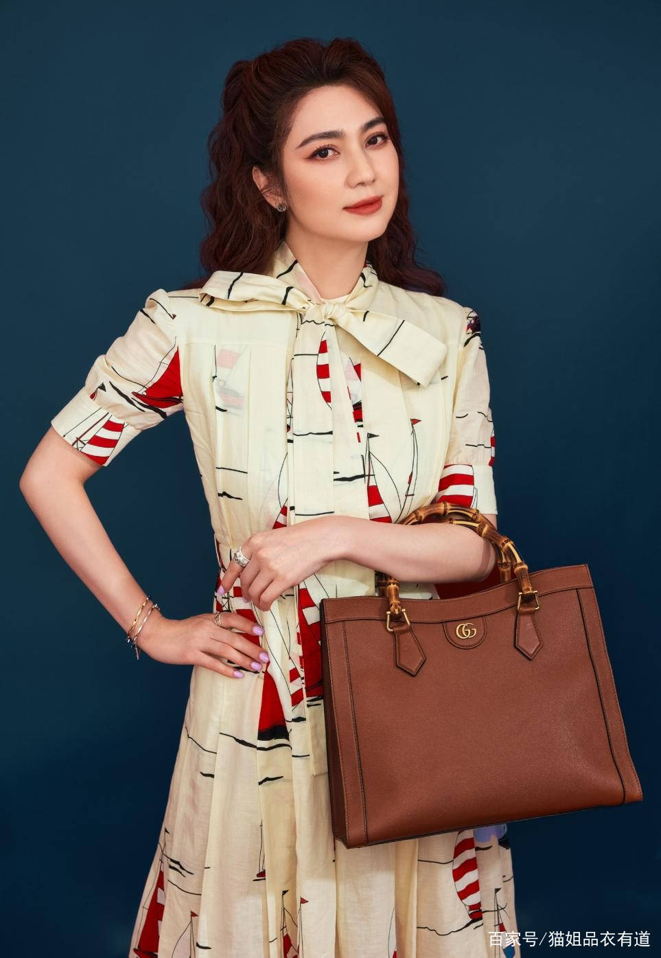 洪欣|“港普F4”同框比美,49岁洪欣扎双马尾真减龄,不站C位也抢镜