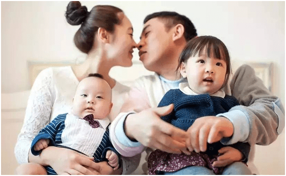 因为|奚梦瑶怀二胎，微博晒日常，网友：豪门叫二胎，普通人叫生育机器