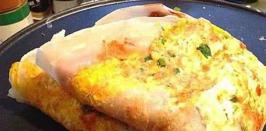 香菜|自从学会做煎饼果子，早餐再也不用买着吃了，制作秘诀教给大家