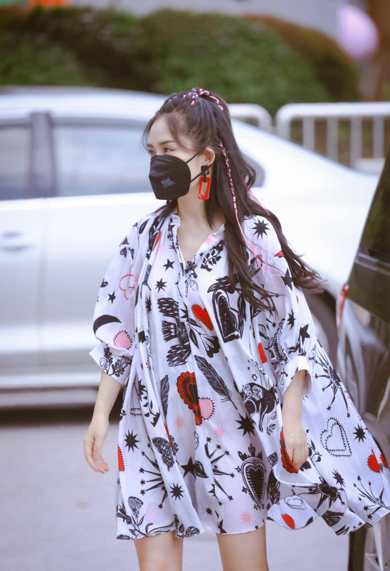 后首|谢娜二胎后首秀，感谢赵丽颖，大哥与二弟的感情真令人羡慕