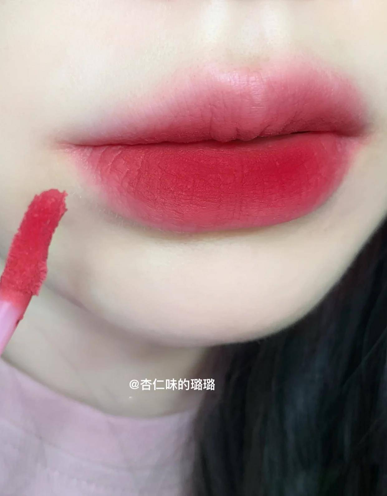 饱和度|“嫩妹色”能有多显白？看完这几支试色，我又沦陷了