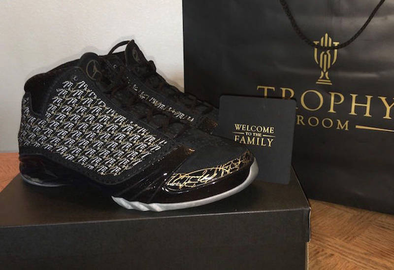 Brand|天价鞋提前预警！Trophy Room 新联名又是 AJ1！？