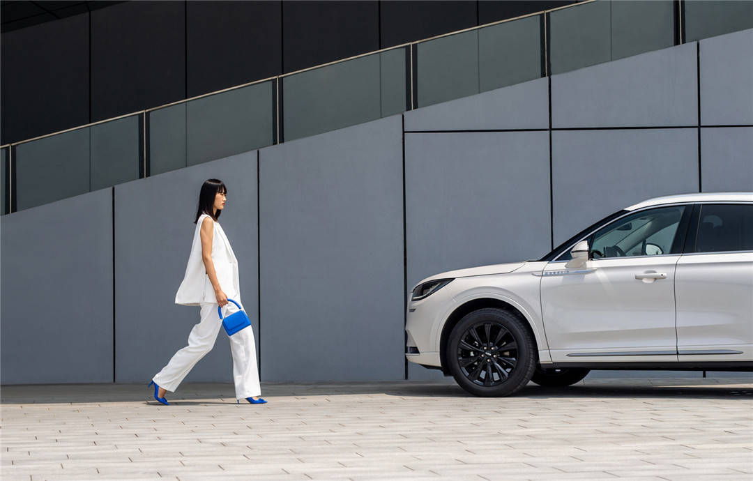 Mono|专属配色加持的豪华SUV 林肯冒险家气场远超同级！