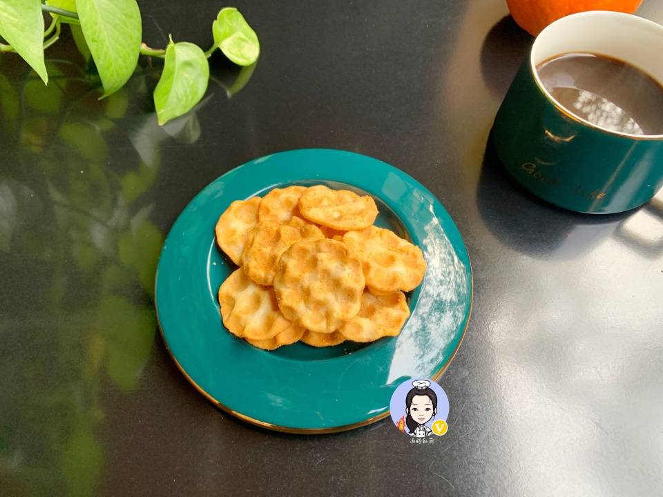 美食|分享5款“平价零食”，办公室里经常囤，好吃又解馋，猜你也喜欢