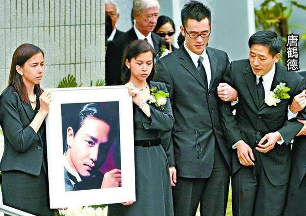 原创哥哥张国荣为何会无视美女如云与唐鹤德走到一起