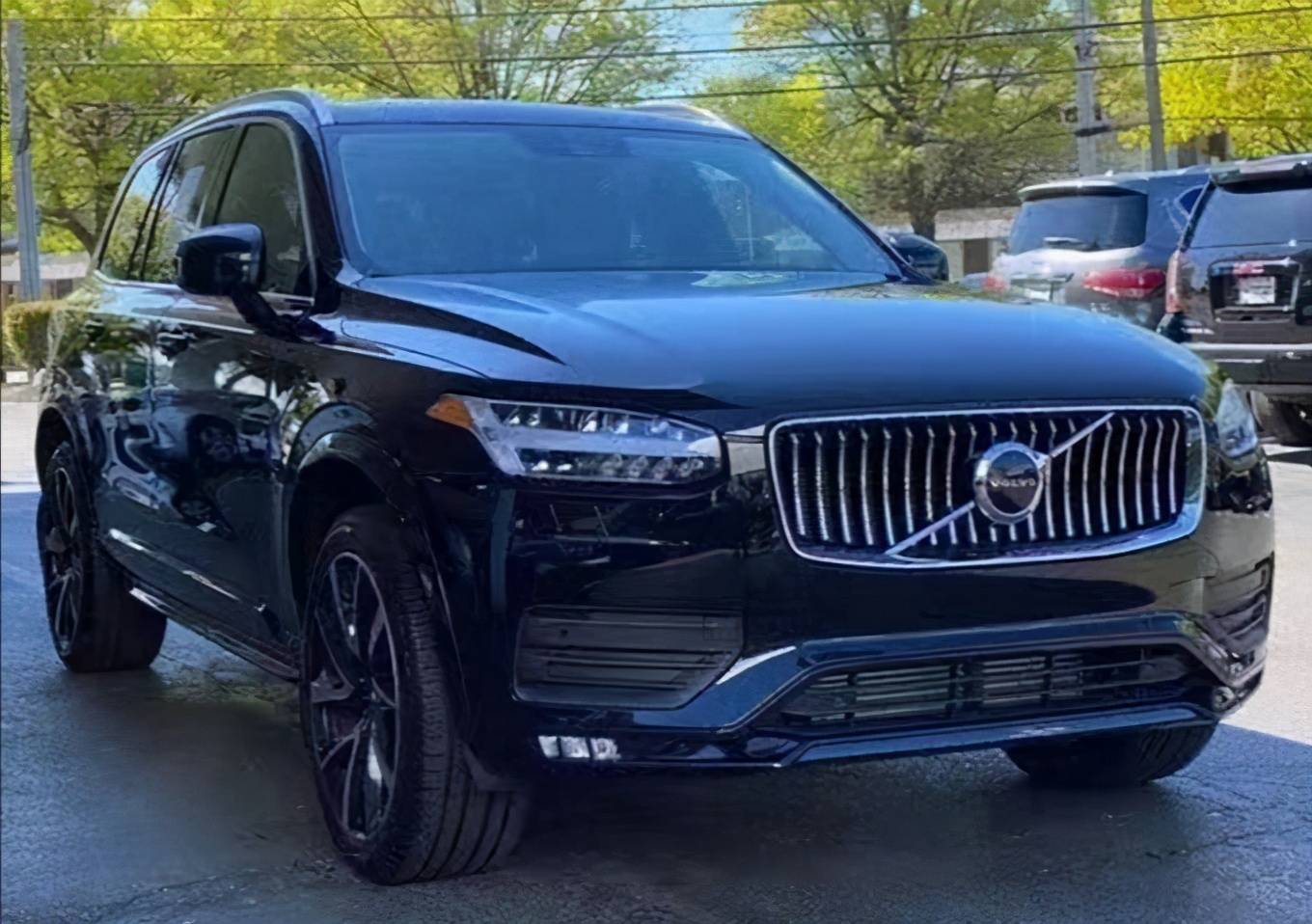 空间对标奥迪q7顶配落地50万级二线豪华suv也很霸气