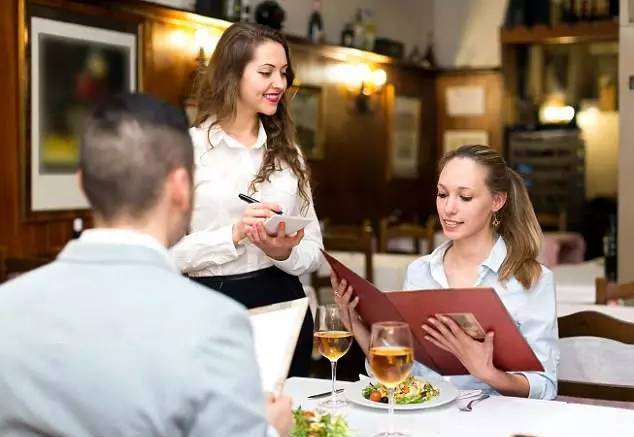 美国高级餐厅不接受二维码点餐,认为菜单点餐更优雅_手机