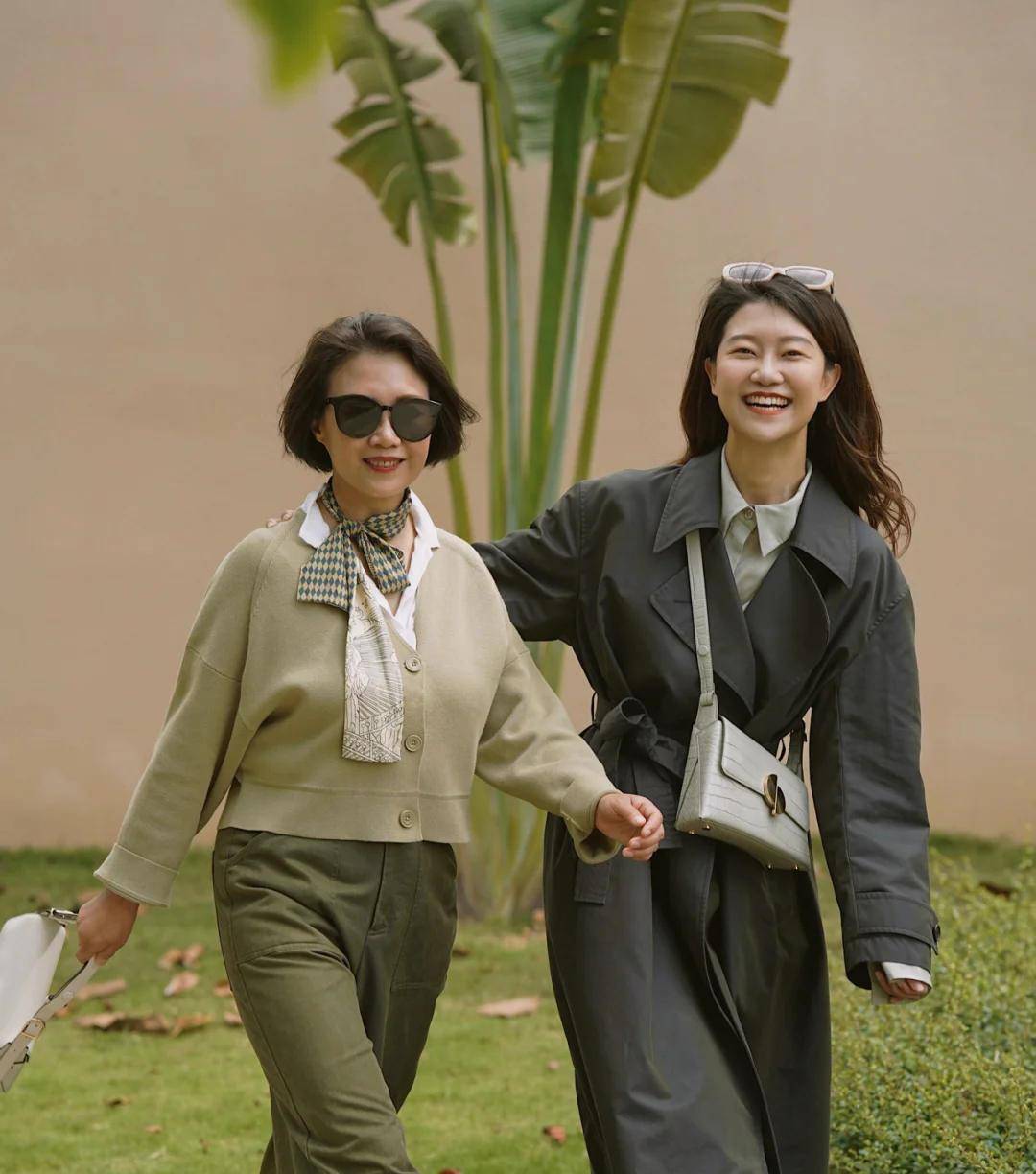 视觉|微胖女性早春怎么穿？学习这些50＋女性的穿搭，时髦优雅还显瘦