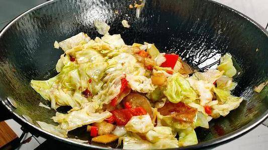 才对|炒包菜，很多人第一步就做错了，难怪不好吃，大厨：这样做才对