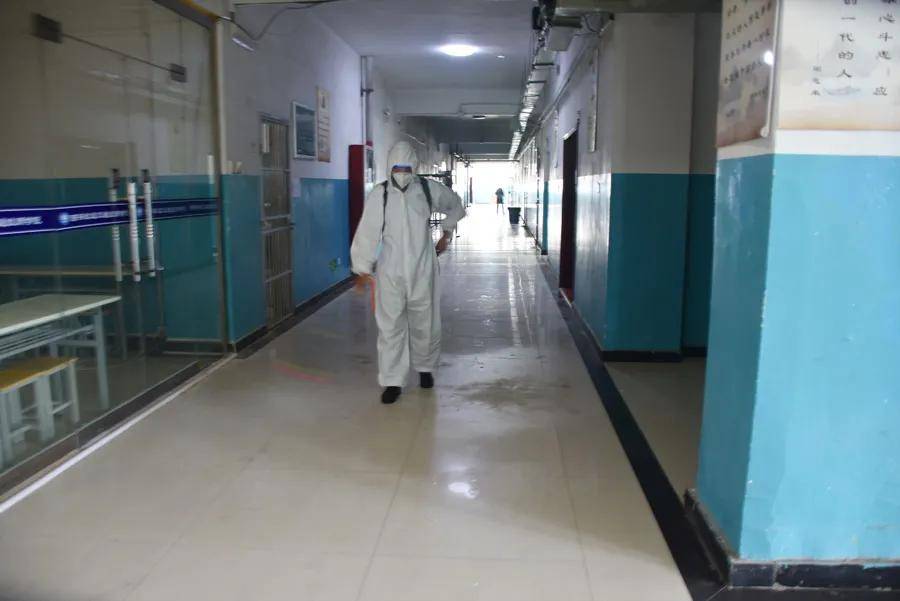 疫情|防疫不松懈，演练筑防线 | 直击西安轨道交通技师学院疫情防控演练现场