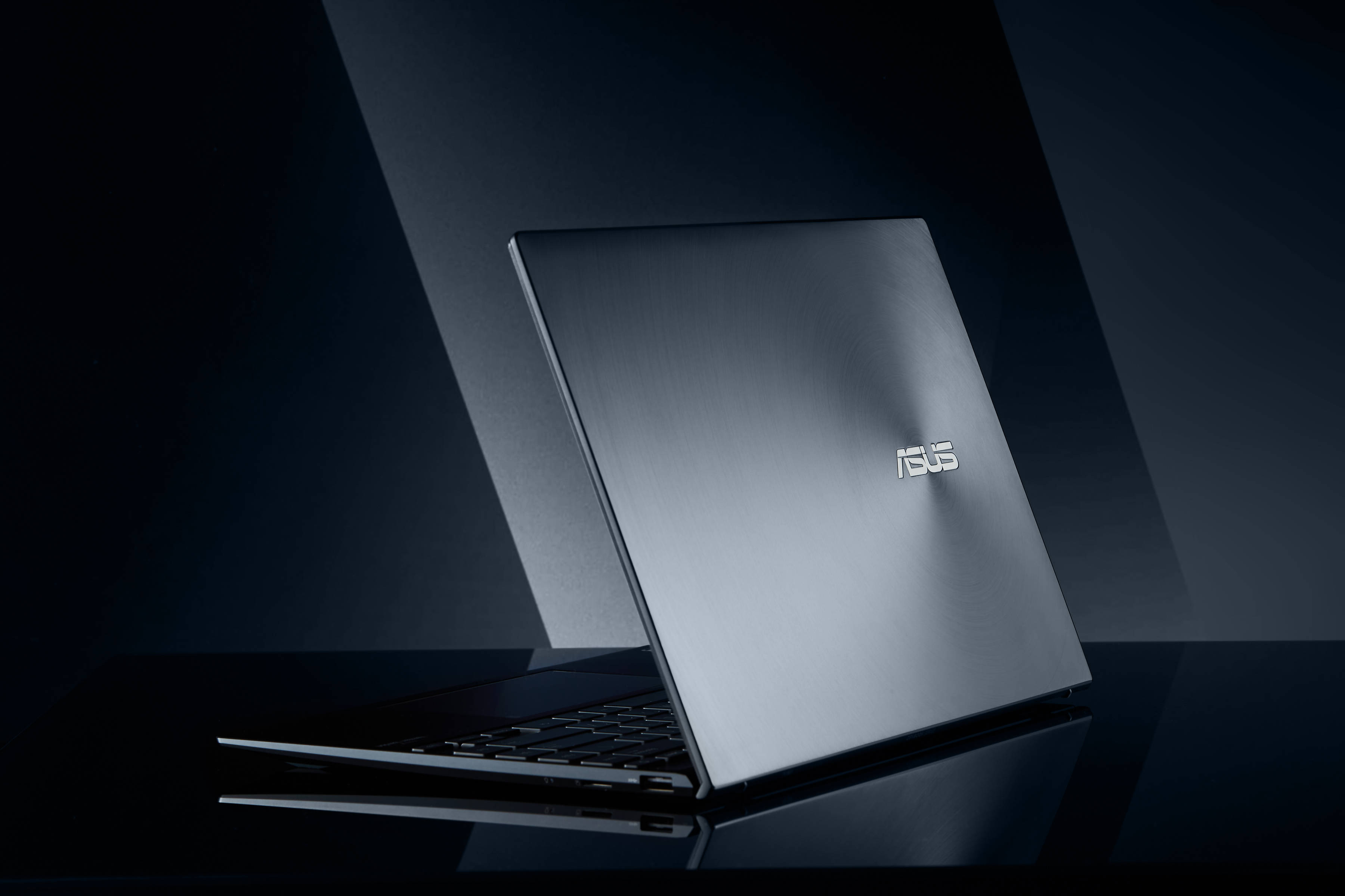 825电脑数码节华硕灵耀系列迎新低,早买早享受!