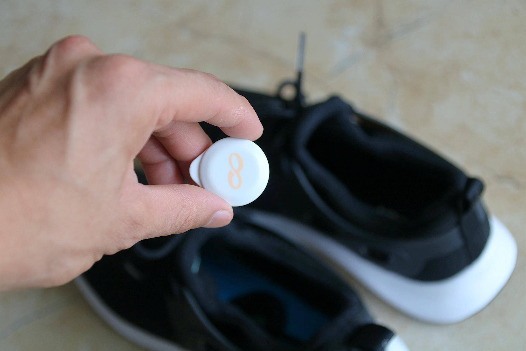 设计|轻弹又舒适、穿上它就不想脱下来，咕咚智能跑鞋5K体验