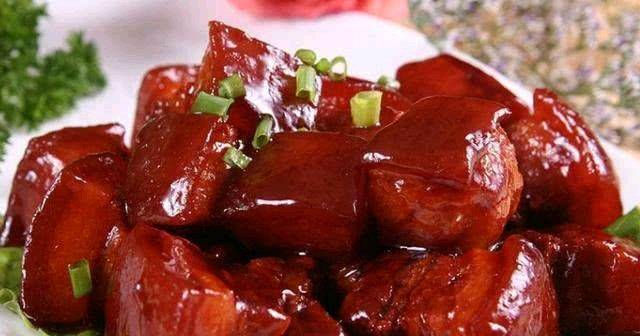 加入适量|鲜香浓郁的红烧肉做法来了，这下有口福了