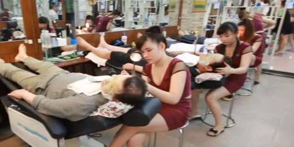 为啥越南理发店如此爆红？游客：价格便宜，且服务周到