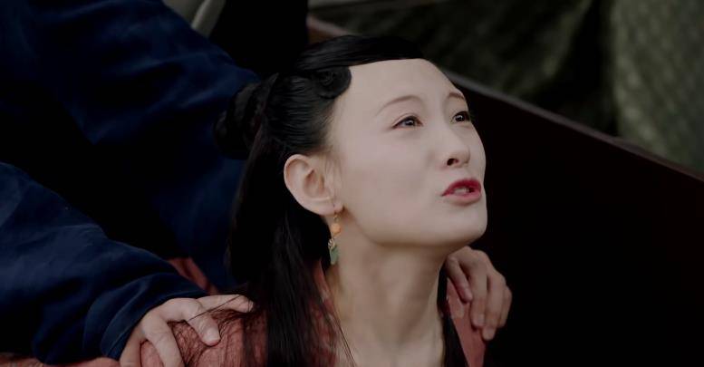 因为|玉楼春：贾逢源看到桃夭身上胎记，孙世杰怒打许翘凤耳光