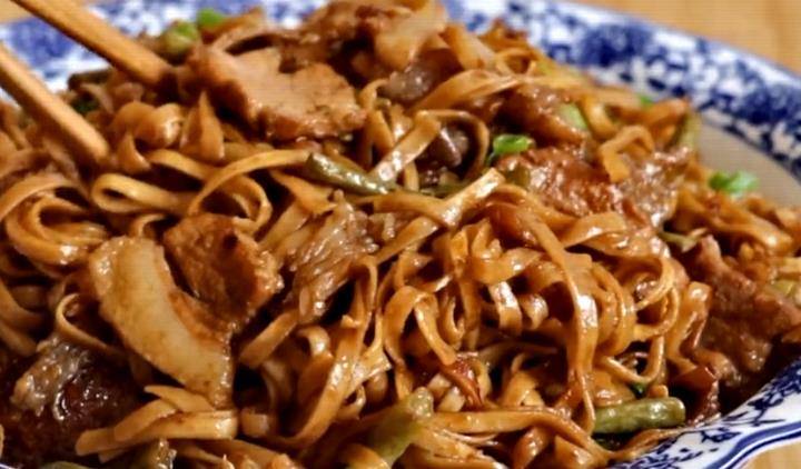 汤汁|鲜香味美的家常美食,吃一口嚼劲十足,非常好吃下饭易消化