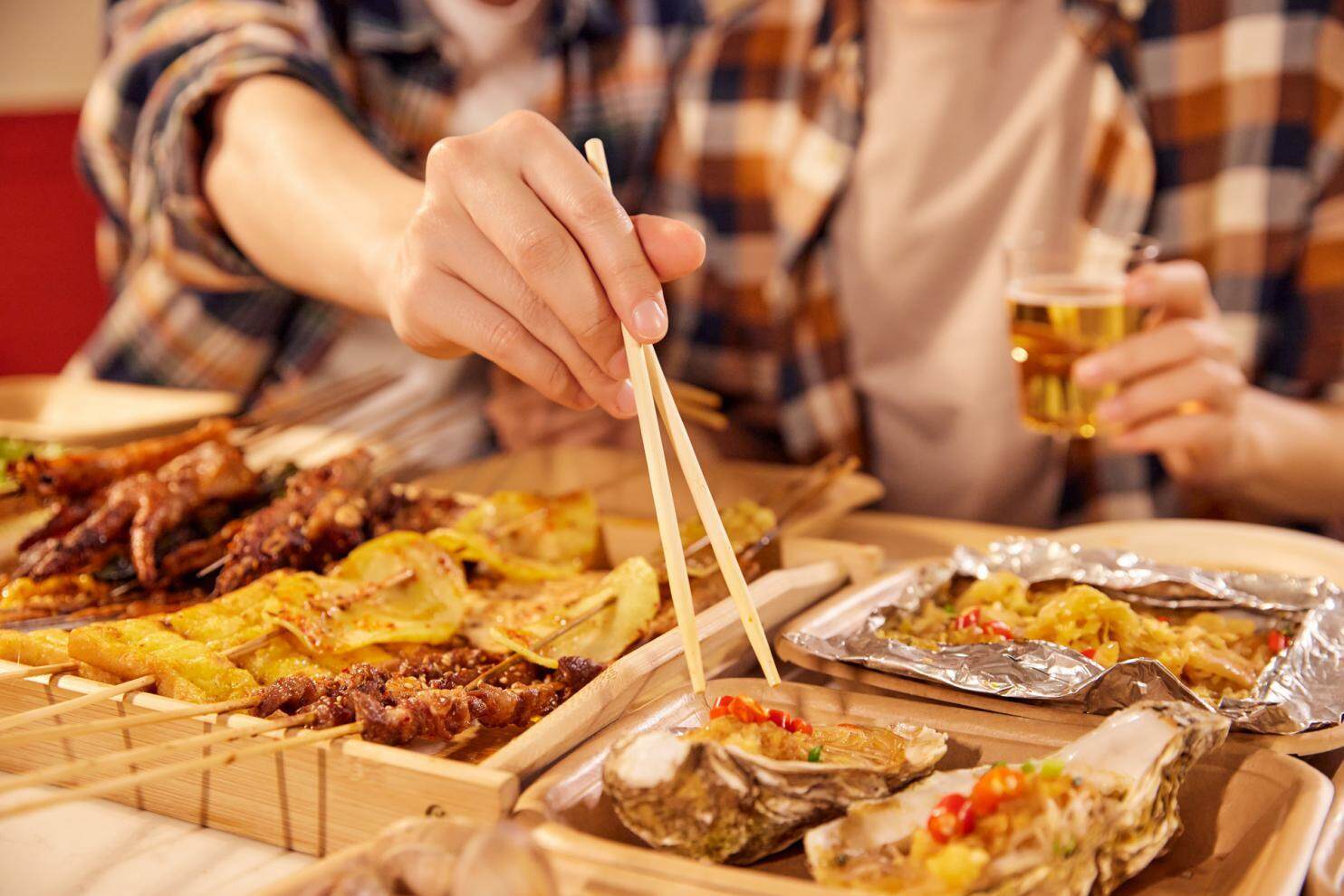 长期吃外卖补充营养可以用男士多种维生素片
