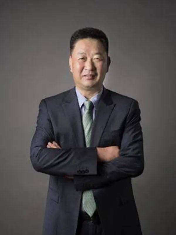 股权结构显示,目前张小泉股份有限公司的控股股东为张小泉集团,实际