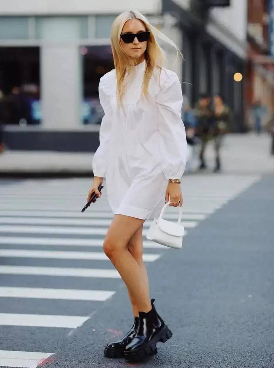 运动鞋|这个秋天，平底鞋+裙子穿出女人最轻松、优雅的样子，巨时髦！