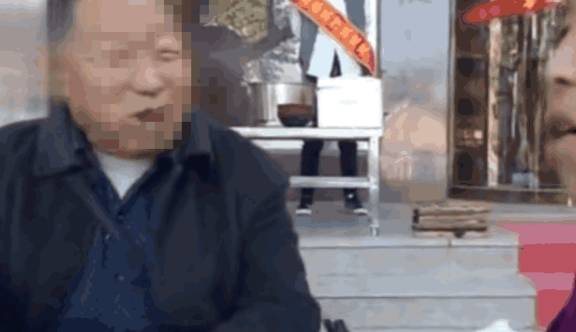 社会|爱心饭店早上免费提供一小时早餐，大爷大妈坐公交来吃，被迫停业