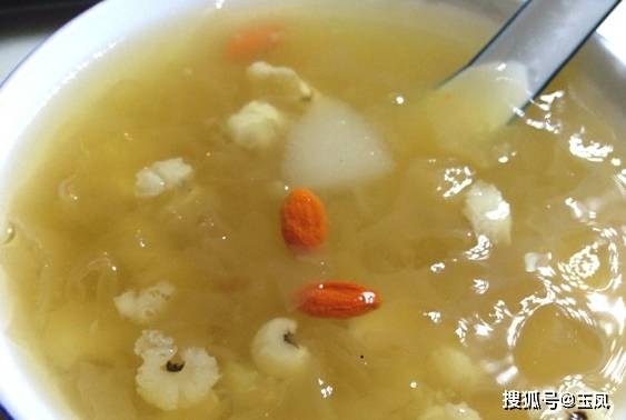 做法|它比燕窝，鱼翅还养颜，每天喝一碗，皮肤水嫩嫩，比敷面膜强10倍