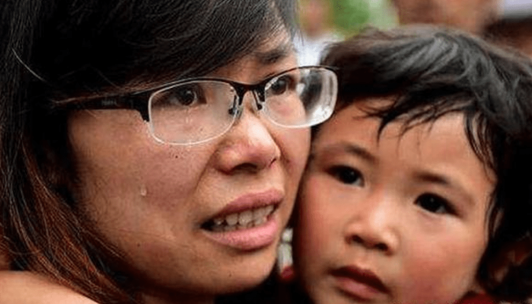 因为|送孩子上幼儿园的最佳人选，既不是妈妈也不是爸爸？你做对了吗？