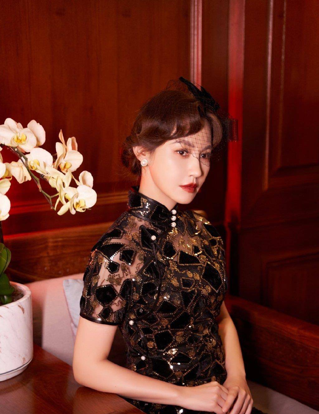 惊艳的女子图片 6352363b7c9a489f9ca4d879620ee611.jpeg