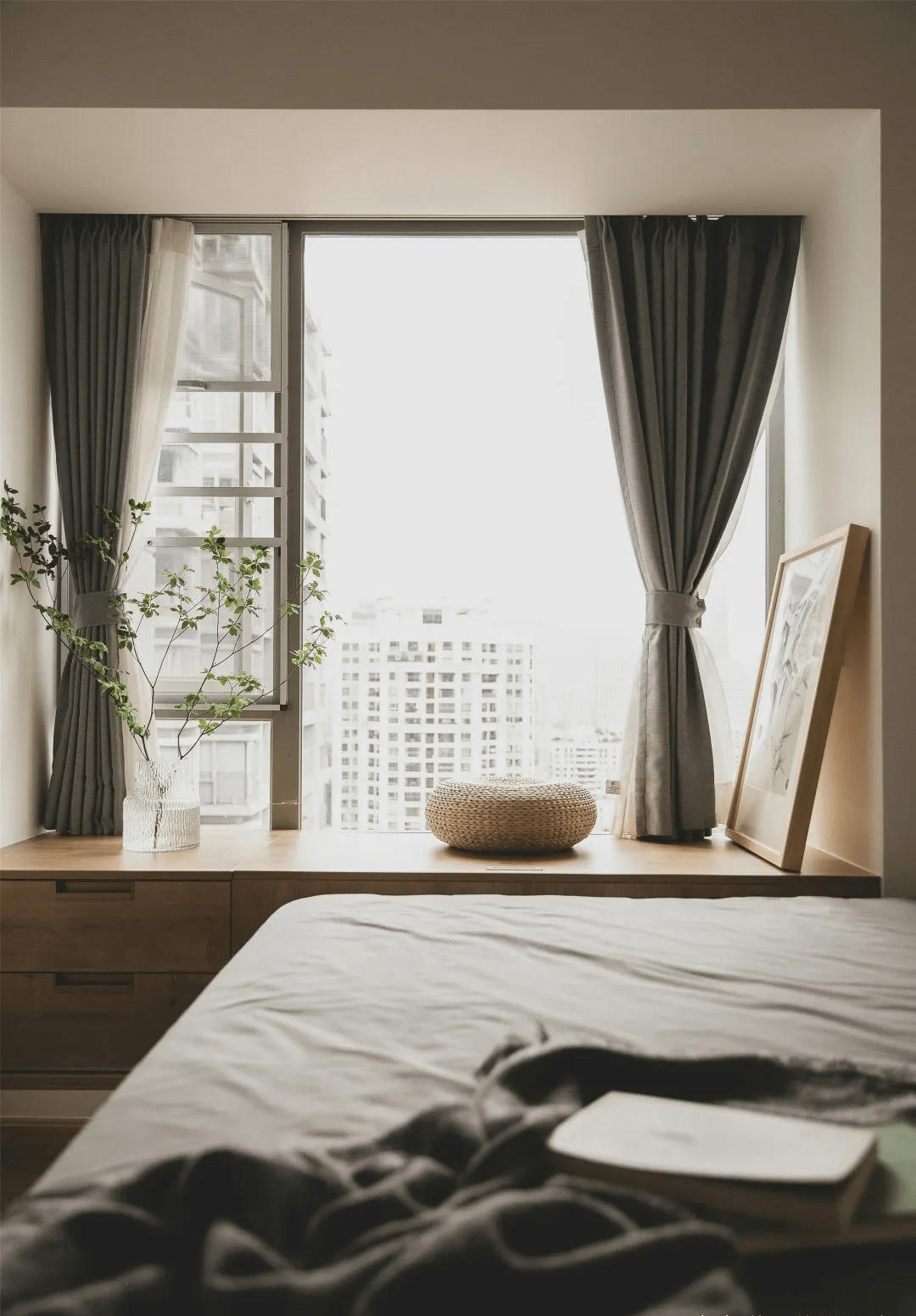 飘窗是空的吗能睡人吗 6412dd09a05b4bbfba50e52401b10720.png