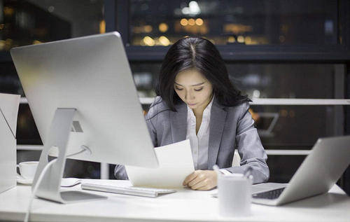 如何走出失恋阴霾 e40ab00a14ca4d9497412f3750419603.jpeg