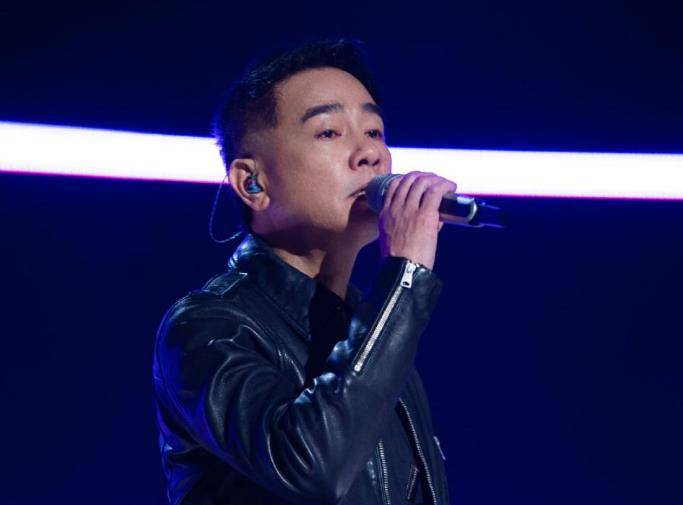 陈小春|央媒点名置顶《披荆斩棘的哥哥》，多位哥哥被点，他是第一个