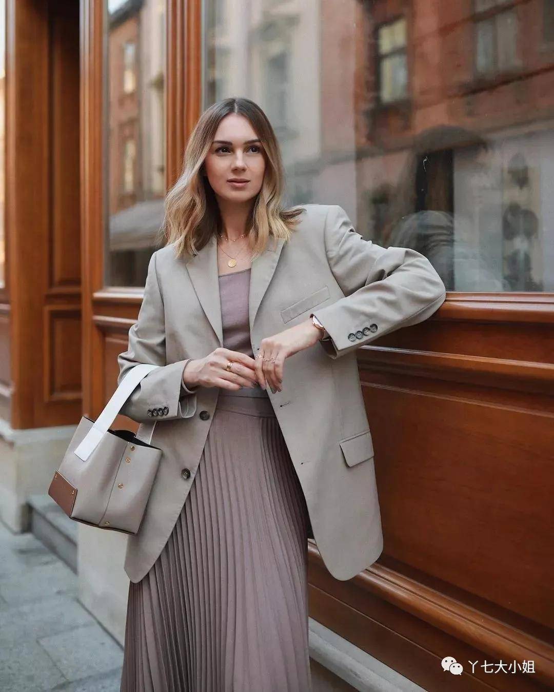 中性|入职季，我们需要准备哪些服装单品？