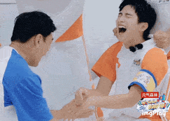 王耀庆|原来王耀庆才是《元气满满的哥哥》最大的笑点！网友：看完路转粉