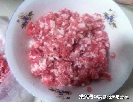 虾皮|家人的早餐，亲手做更放心，有菜有肉有汤，孩子一口一个吃不够