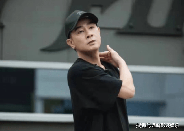 湾区|听得懂陈小春说普通话吗?张智霖完全靠猜,应采儿一本正经地模仿