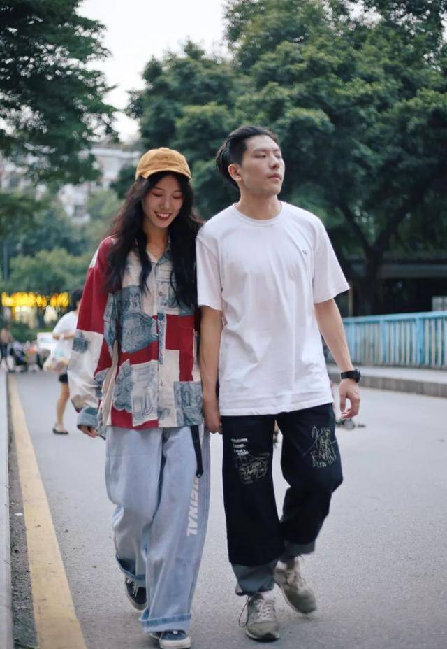 设计|初秋的第一件，必须是牛仔啊！N种万能搭配送给你