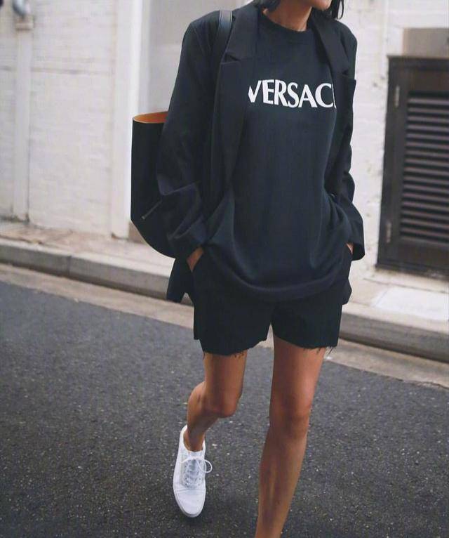仙女|初秋的西装穿搭来了，西装与裤、裙的强烈碰撞，时尚感爆棚