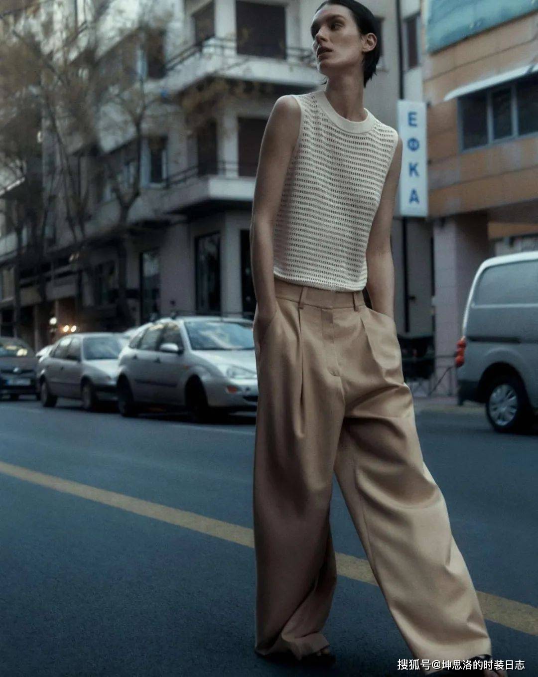 系列|Lookbook画册丨COS 2021夏季假日系列 以轻简搭配享受夏日宁静