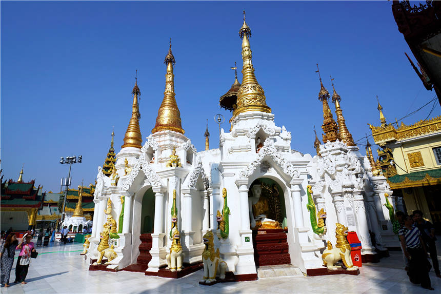 地方|缅甸必打卡的旅游景点，一座塔有7吨黄金，中国游客来玩容易迷路