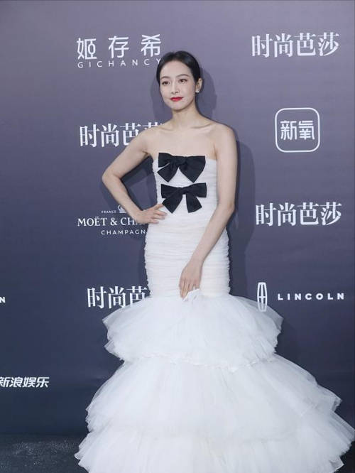 赵丽颖高定礼服多少钱 a1c20e6be79448ccb6ddebba05a48e13.jpeg