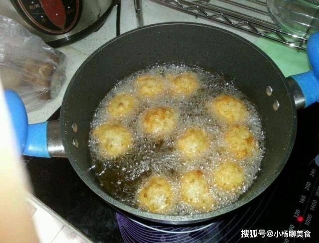 糯米丸子要不要加淀粉 d6f34d326a2e4bca93613bb1e551a09c.jpeg