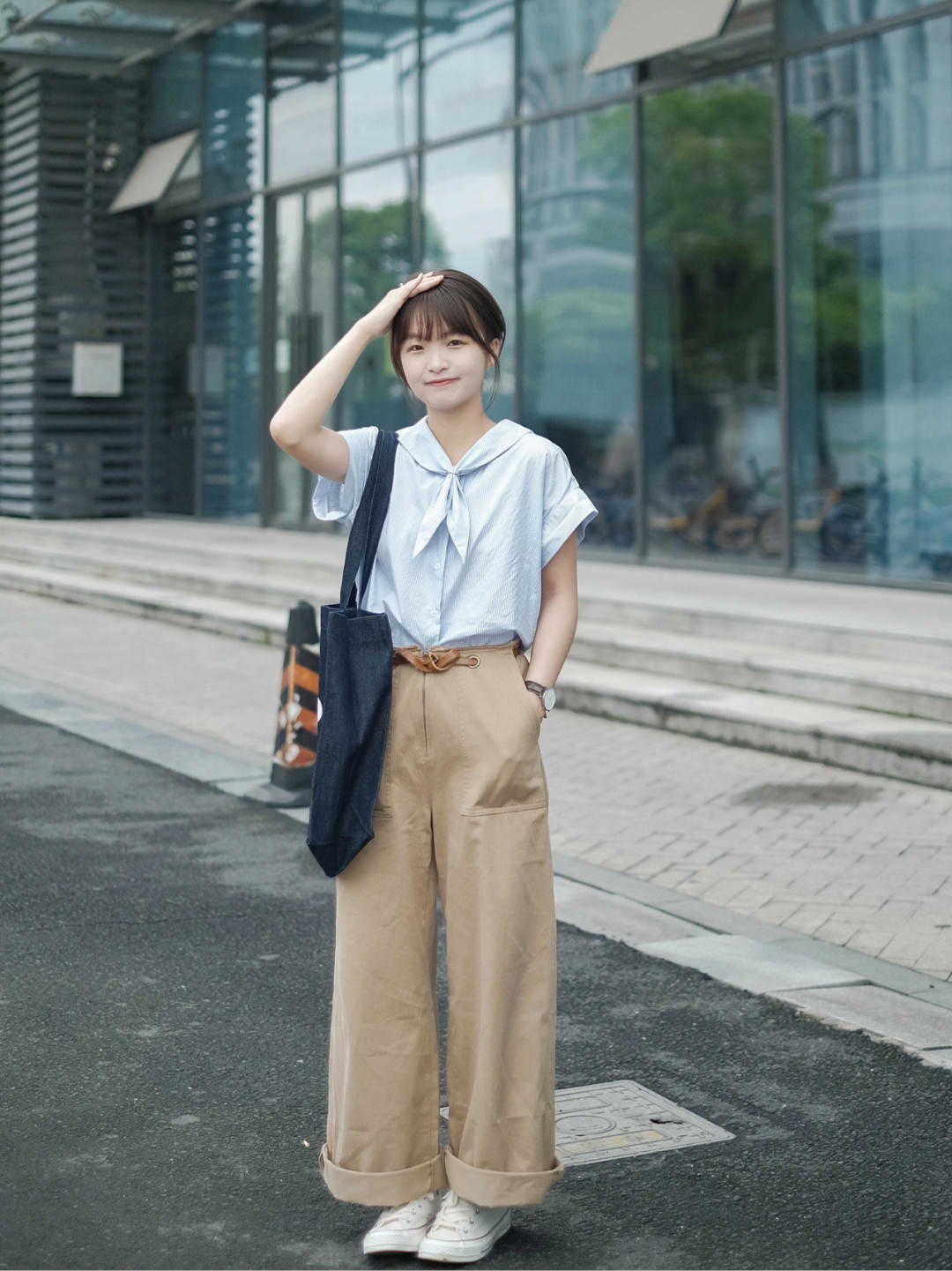 条纹|T恤怎么穿才显气质？快看看这三个小技巧，让你美得高级又洋气