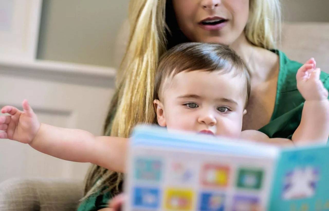 社交能力|那些没上过幼儿园，8岁直接上小学的孩子，后来学习生涯还顺利吗