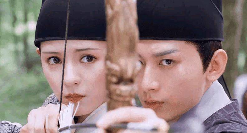 情节|上线首日收视第一，热度超《荣耀》，湖南台又抽中王炸了？