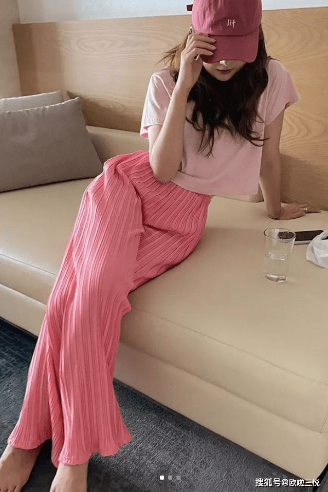 短裙|穿衣搭配: 开学季穿搭推荐