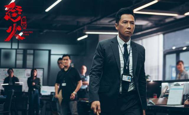 因为|吴京《长津湖》撤档，好莱坞两部大片袭来，一部成本超10亿