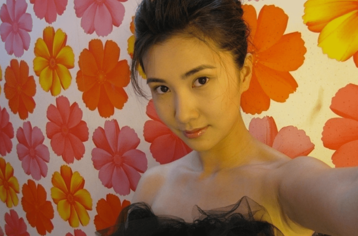 "插刀教"踩印小天内幕,没你想的那么简单_边潇潇