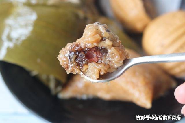 美食|90后小夫妻俩的快手早餐，走红朋友圈，网友：好想去你家吃早餐